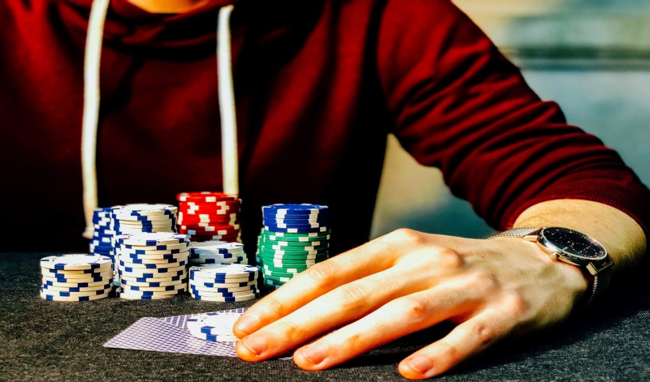 Tips for Playing Online Poker Responsibly - Bruges Group Blog